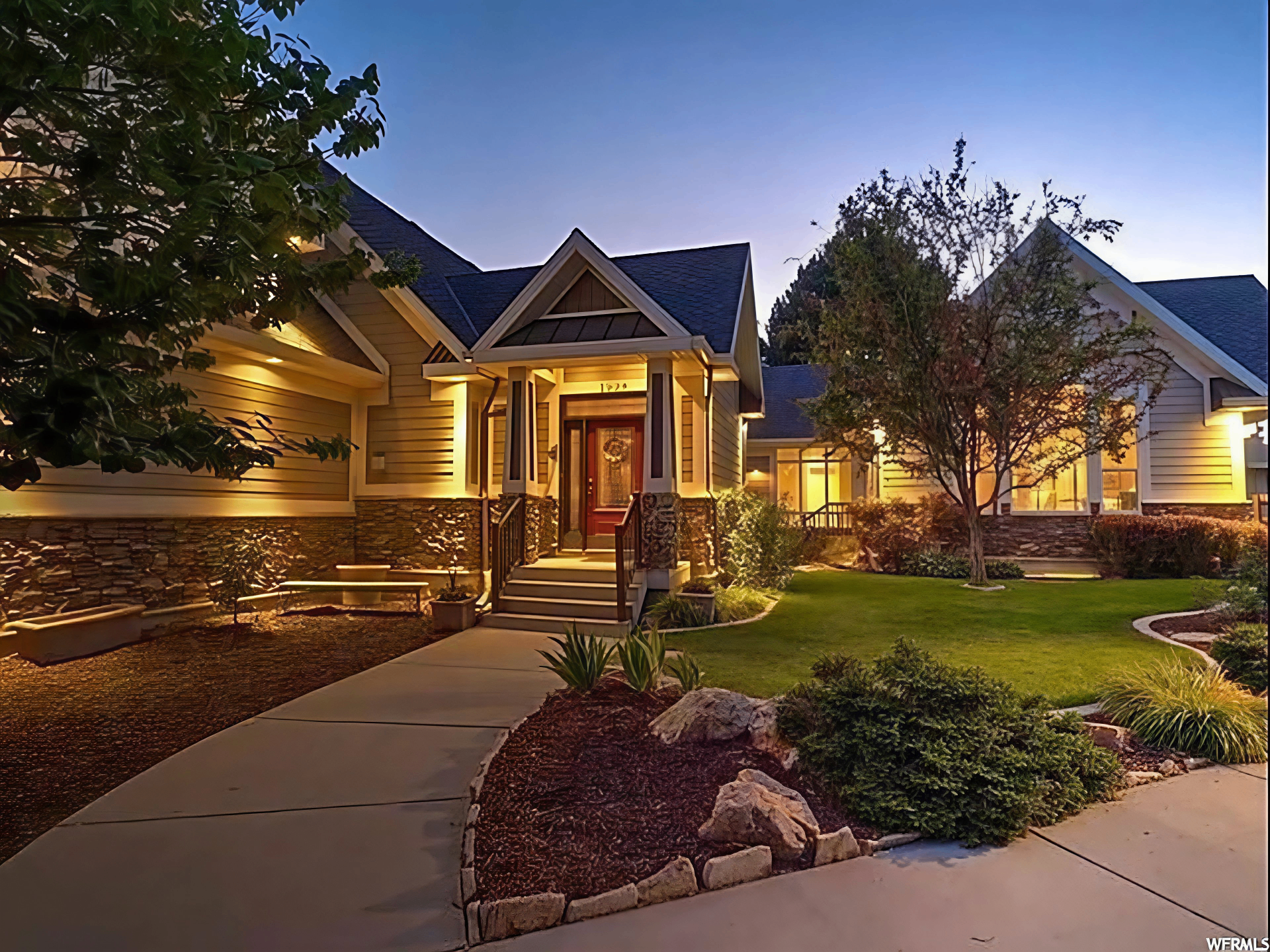 Syracuse House &mdash; N. Utah Craftsman Estate